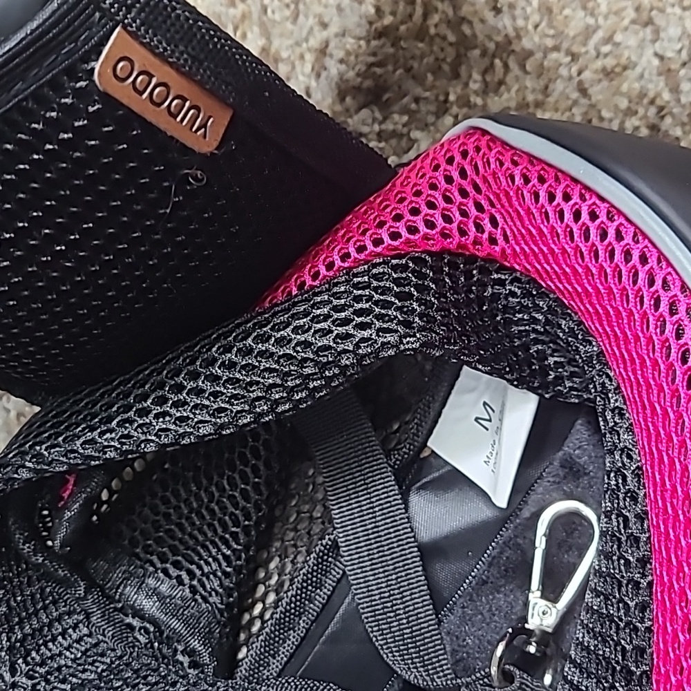 Yudodo Black and Pink Dog Sling Carrier - Picture 2 of 12